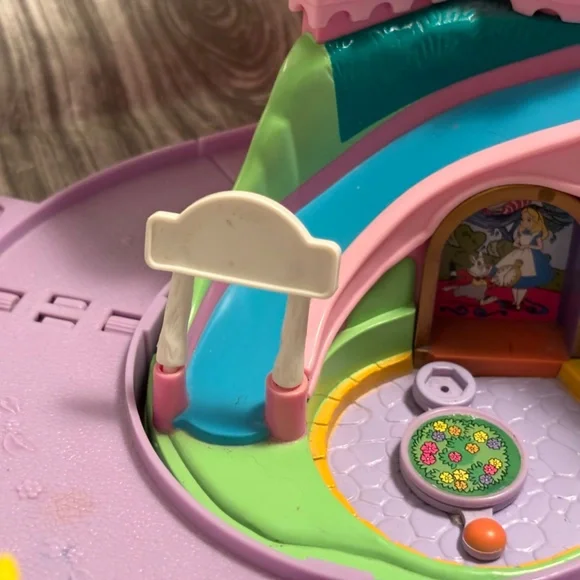 Vintage Disney Magic Kingdom Playset- 9 Figures, Working Train & Sounds - Picture 11 of 17